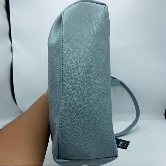 Jones New York Signature Blue Fog Celeste 4 Poster Shoulder Bag - Picture 4 of 8